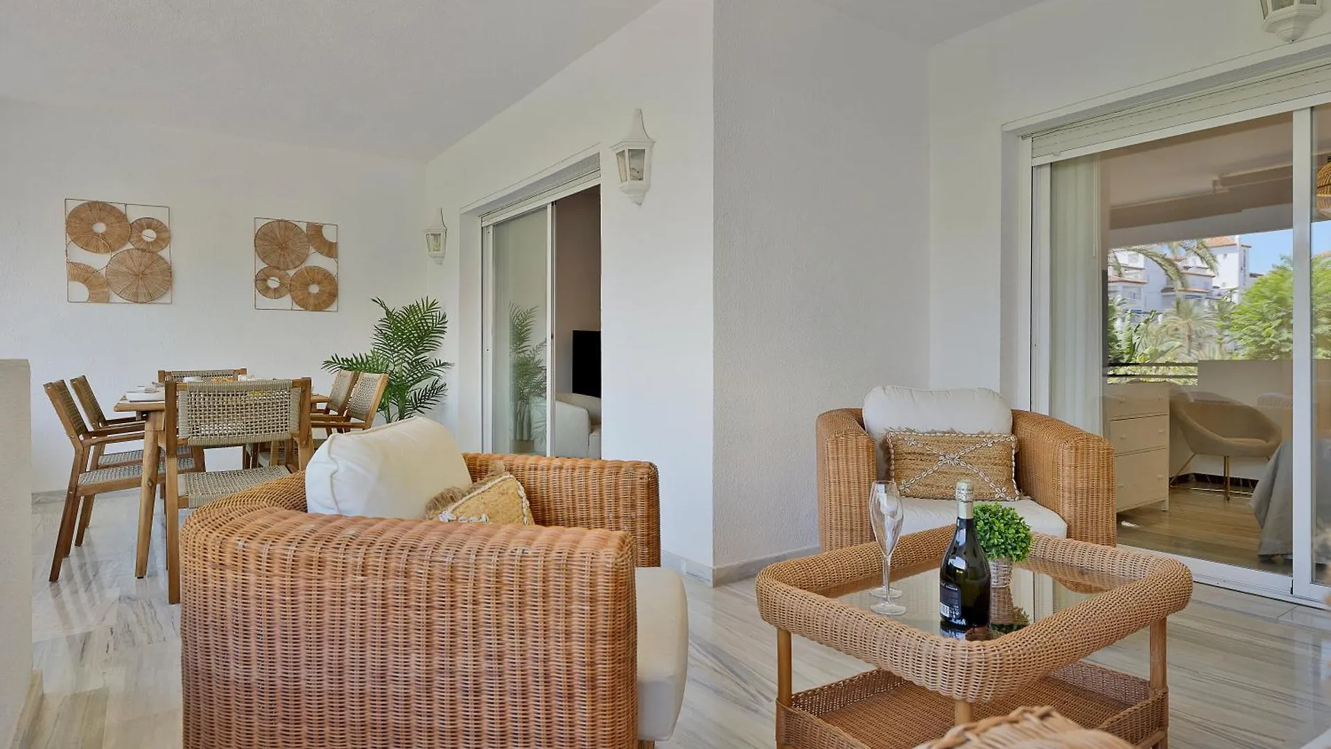 2 Bedroom Apartment In Medina Garden - Puerto Banus Marbella Spain