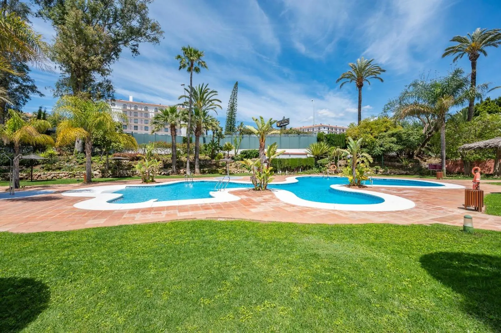 2 Bedroom Apartment In Medina Garden - Puerto Banus Marbella