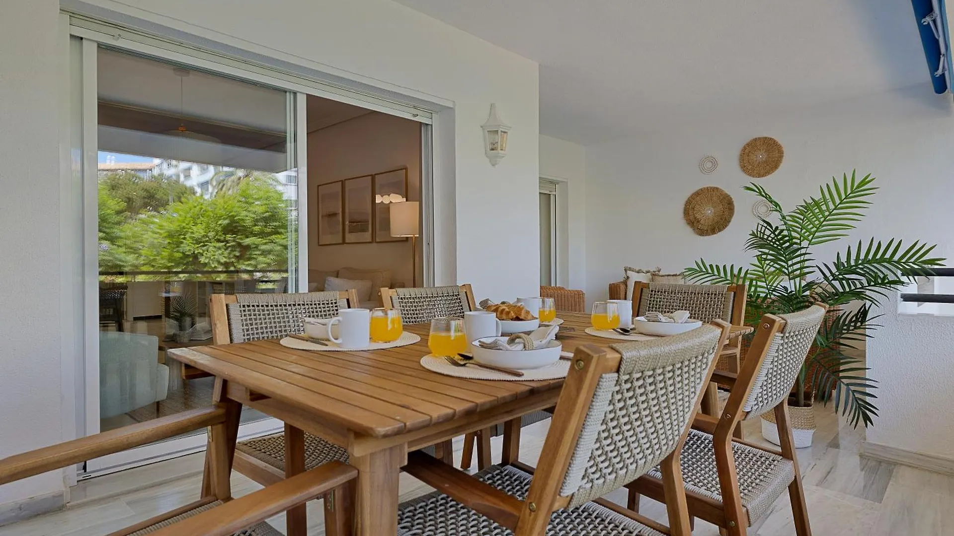 2 Bedroom Apartment In Medina Garden - Puerto Banus Marbella