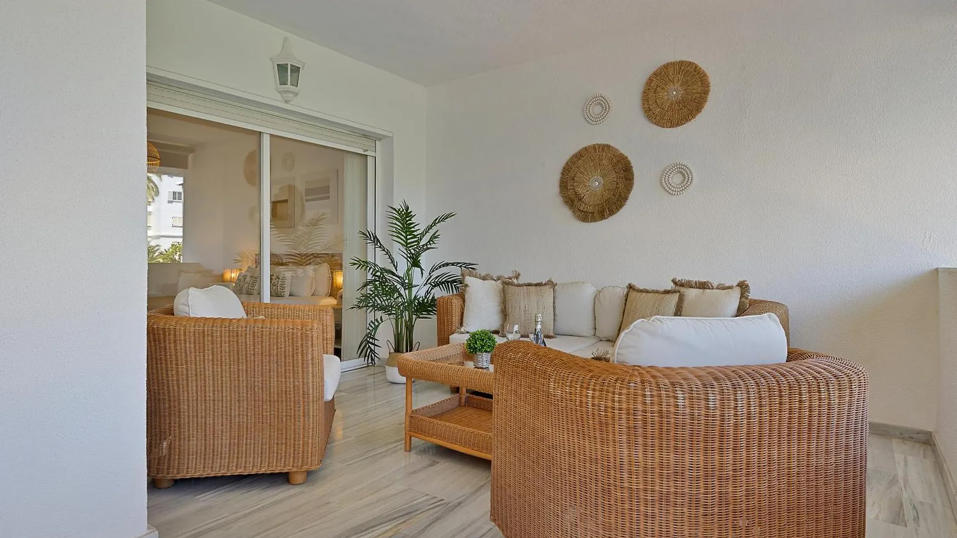 2 Bedroom Apartment In Medina Garden - Puerto Banus Marbella