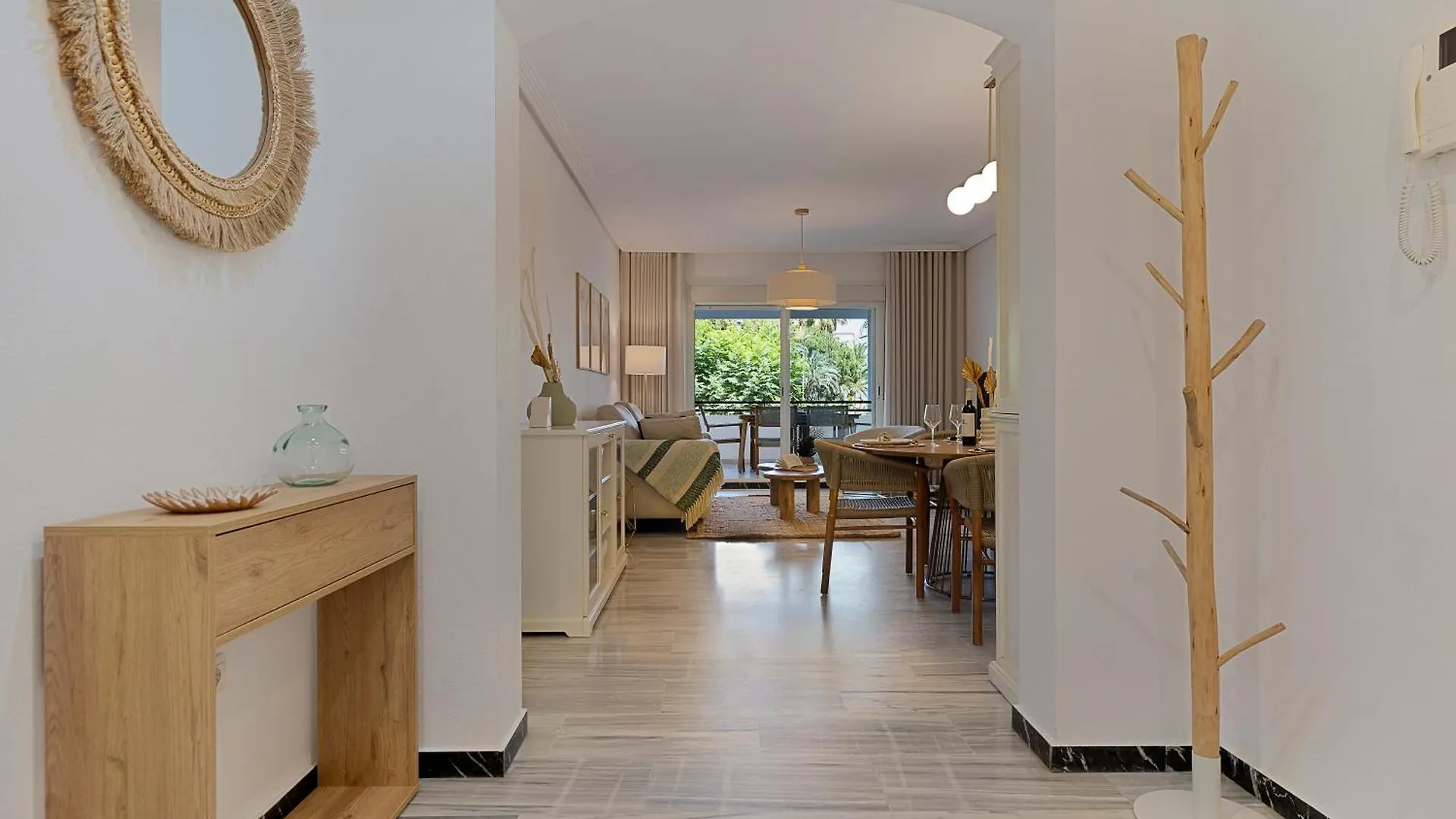 2 Bedroom Apartment In Medina Garden - Puerto Banus Marbella