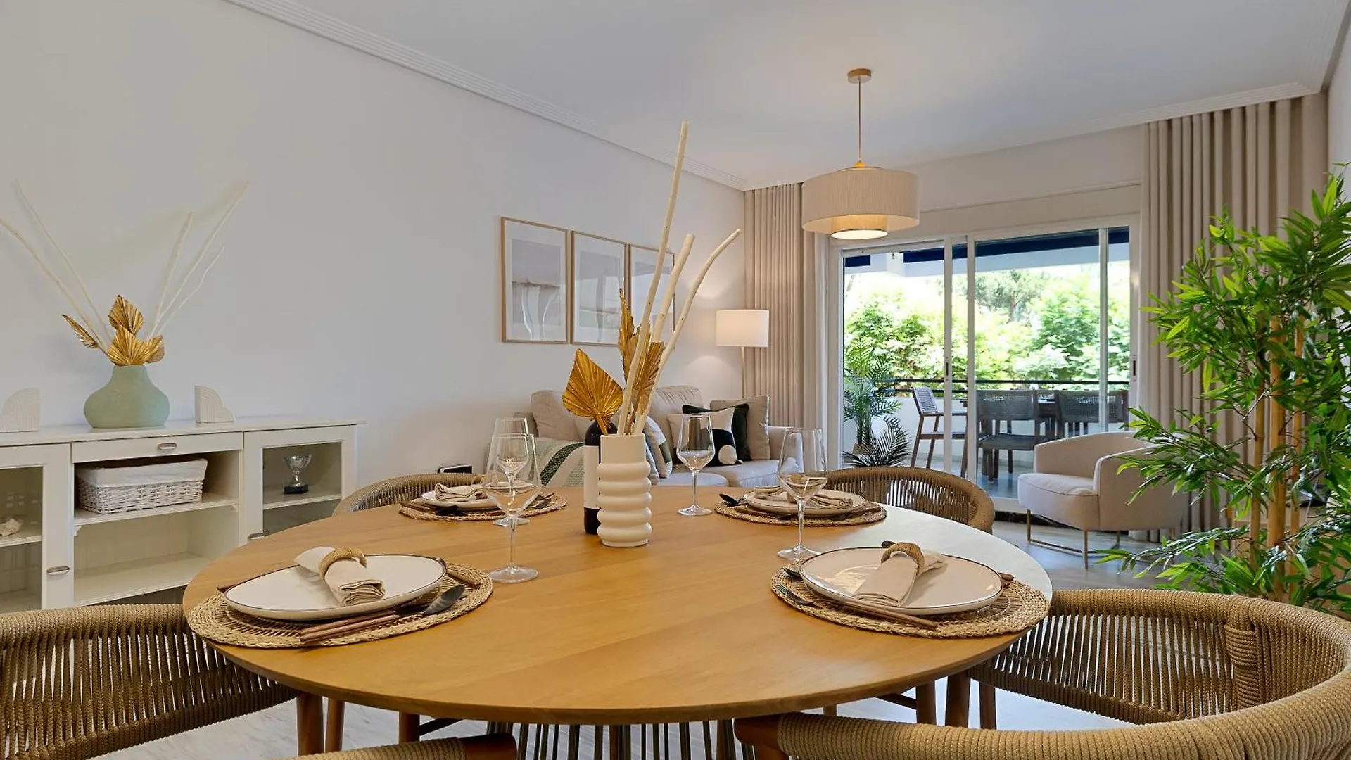 2 Bedroom Apartment In Medina Garden - Puerto Banus Marbella 0*,  Spain